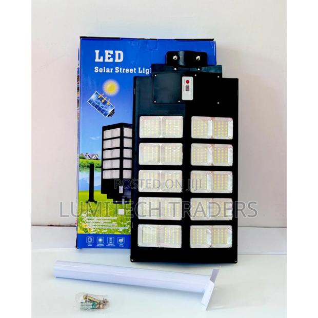 3000 Watts Solar Street Light - main view