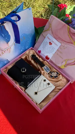 Jewelry Valentines Ladies Gift Set *