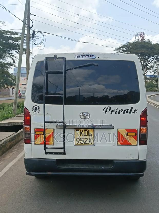 Toyota HiAce 2016 White - thumbnail 6