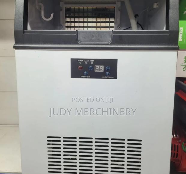 Ice Cube Machine - main view