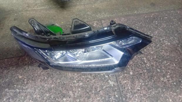 Outlander 2018 Headlight Xenon.