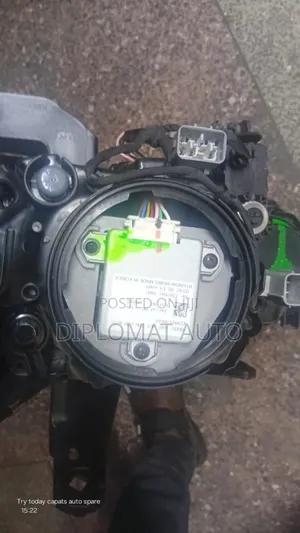 Outlander 2018 Headlight Xenon.