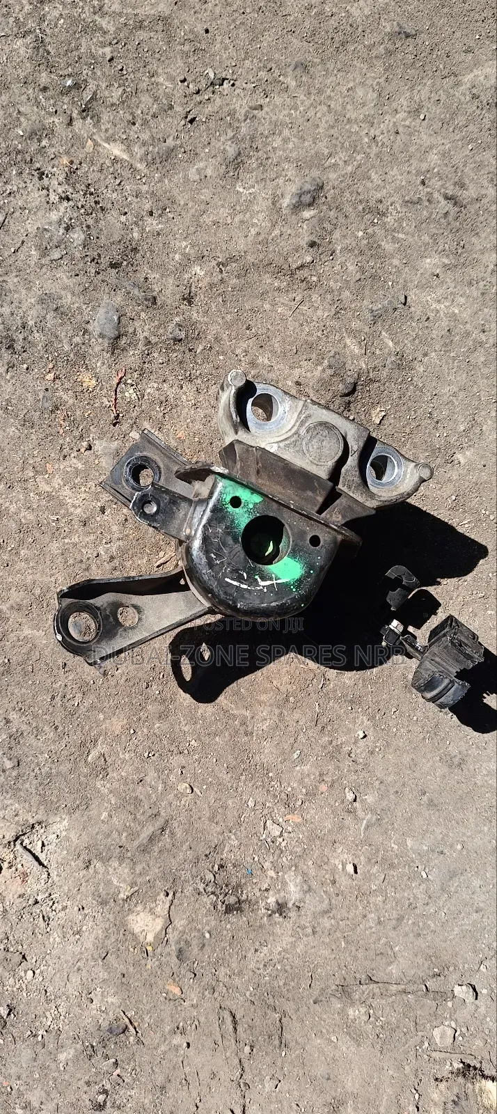 Noah, Voxy 3xr Engine Mounts.