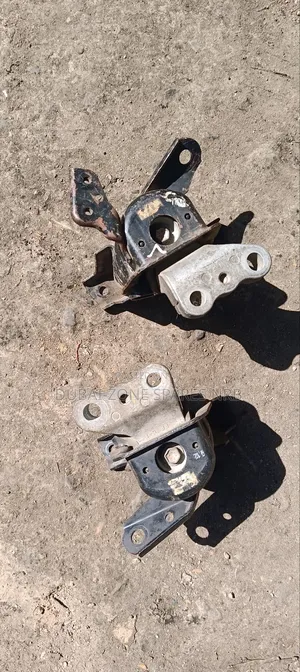 2zr Engine Mounts Filder, Axio, Wish,2008.