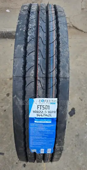 10r22.5 Fortune Tyre  16pr