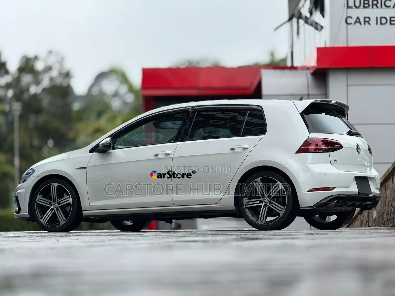 Volkswagen Golf R 4-Door w/DCC & Navigation 2018 White