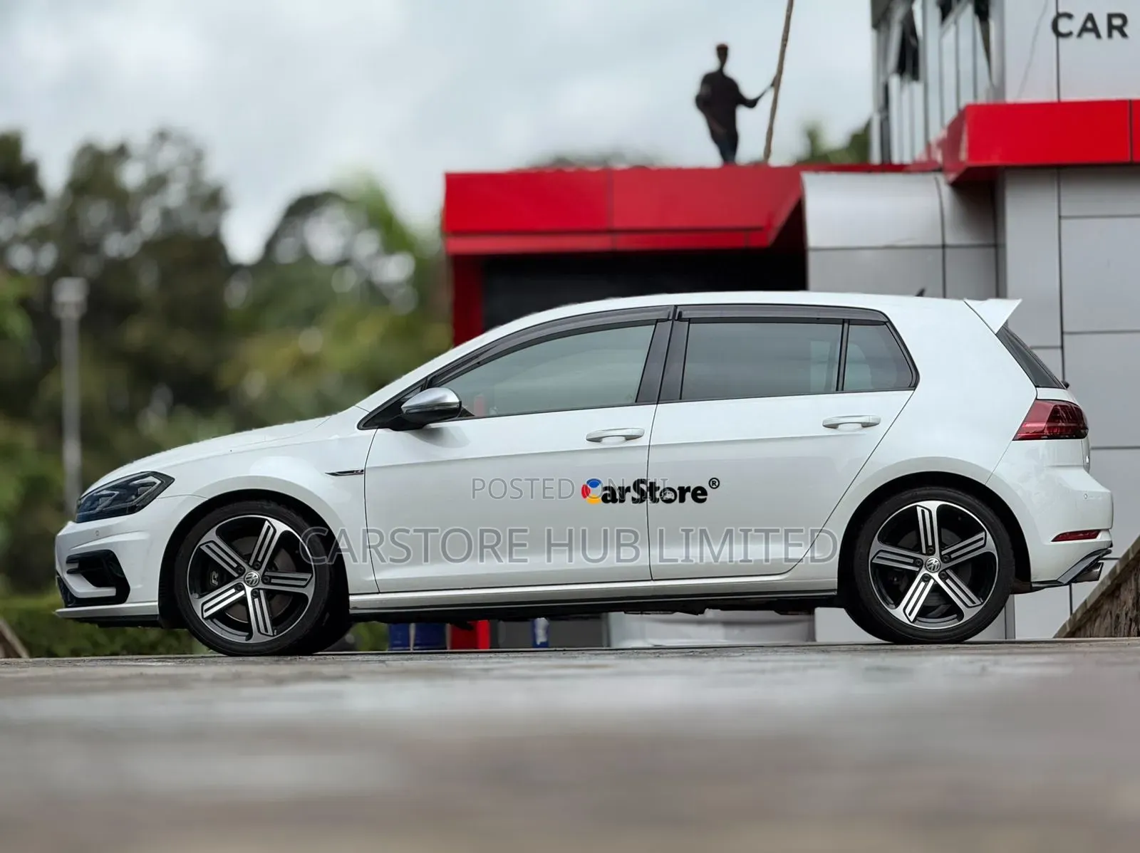Volkswagen Golf R 4-Door w/DCC & Navigation 2018 White