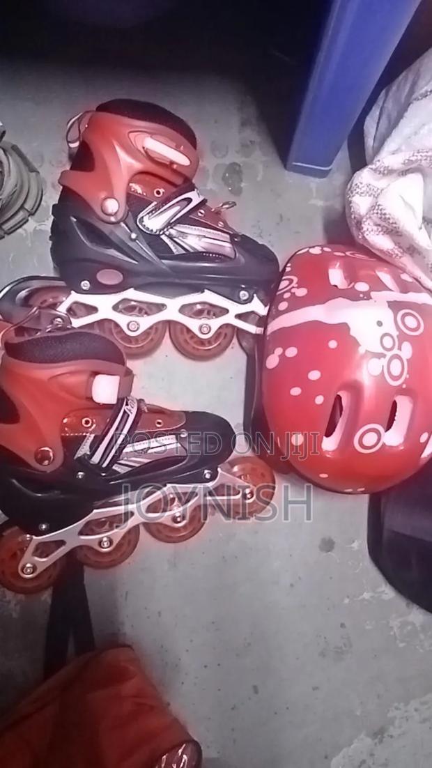 Kids Skate Shoes With Guards - thumbnail 2