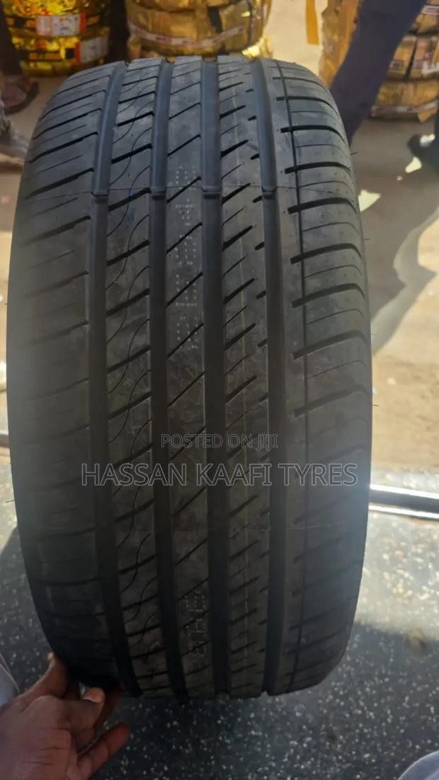 275/40r21 Grenlander Tyre - thumbnail 2