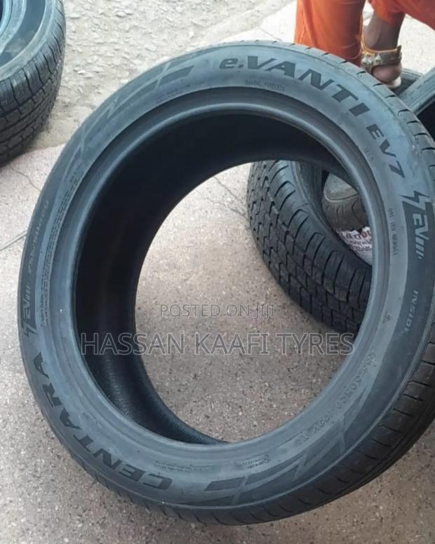 255/50r20 Centsra Tyre - thumbnail 3