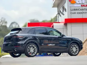 Porsche Cayenne Base AWD 2019 Blue