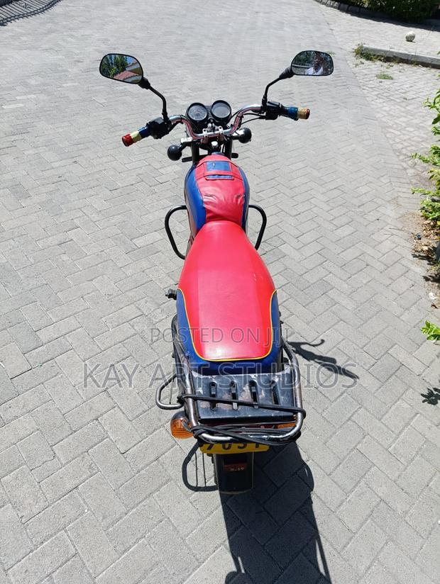 Bajaj Boxer 100 2021 Red - main view