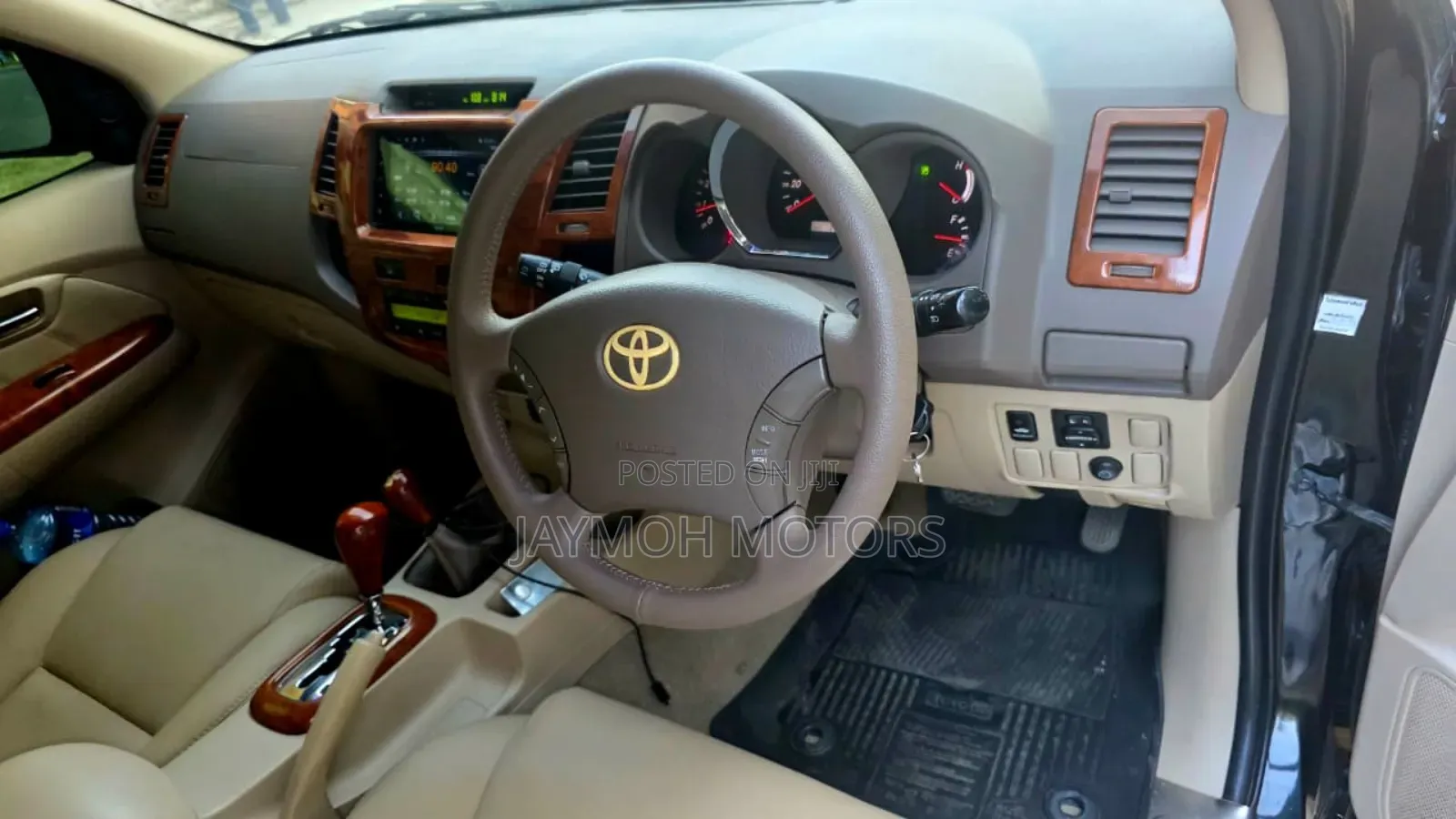 Toyota Fortuner 2015 Black