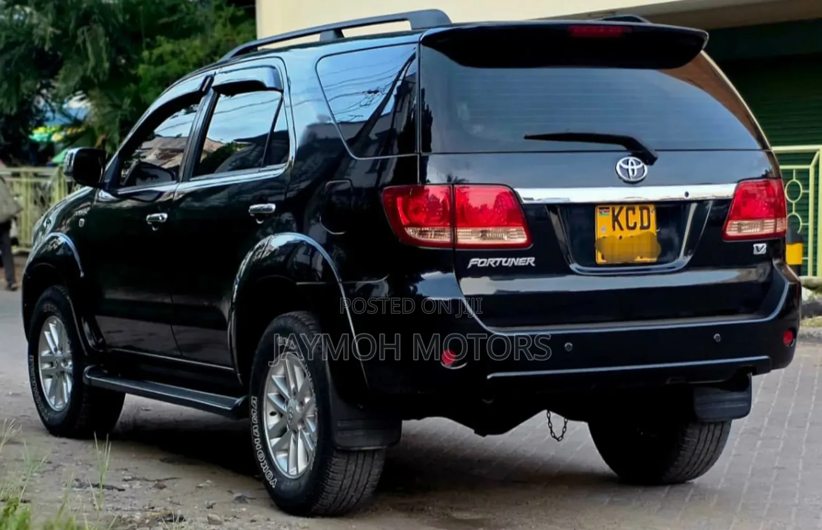 Toyota Fortuner 2015 Black