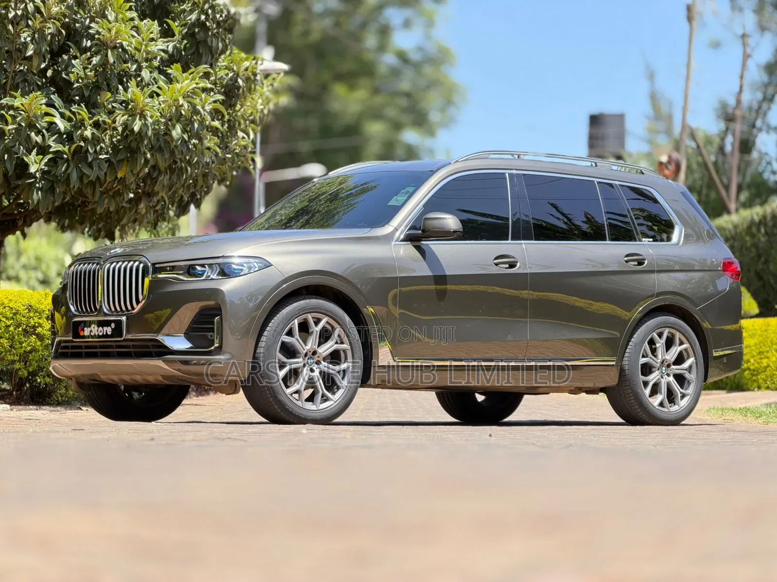 BMW X7 xDrive40i 2021 Green