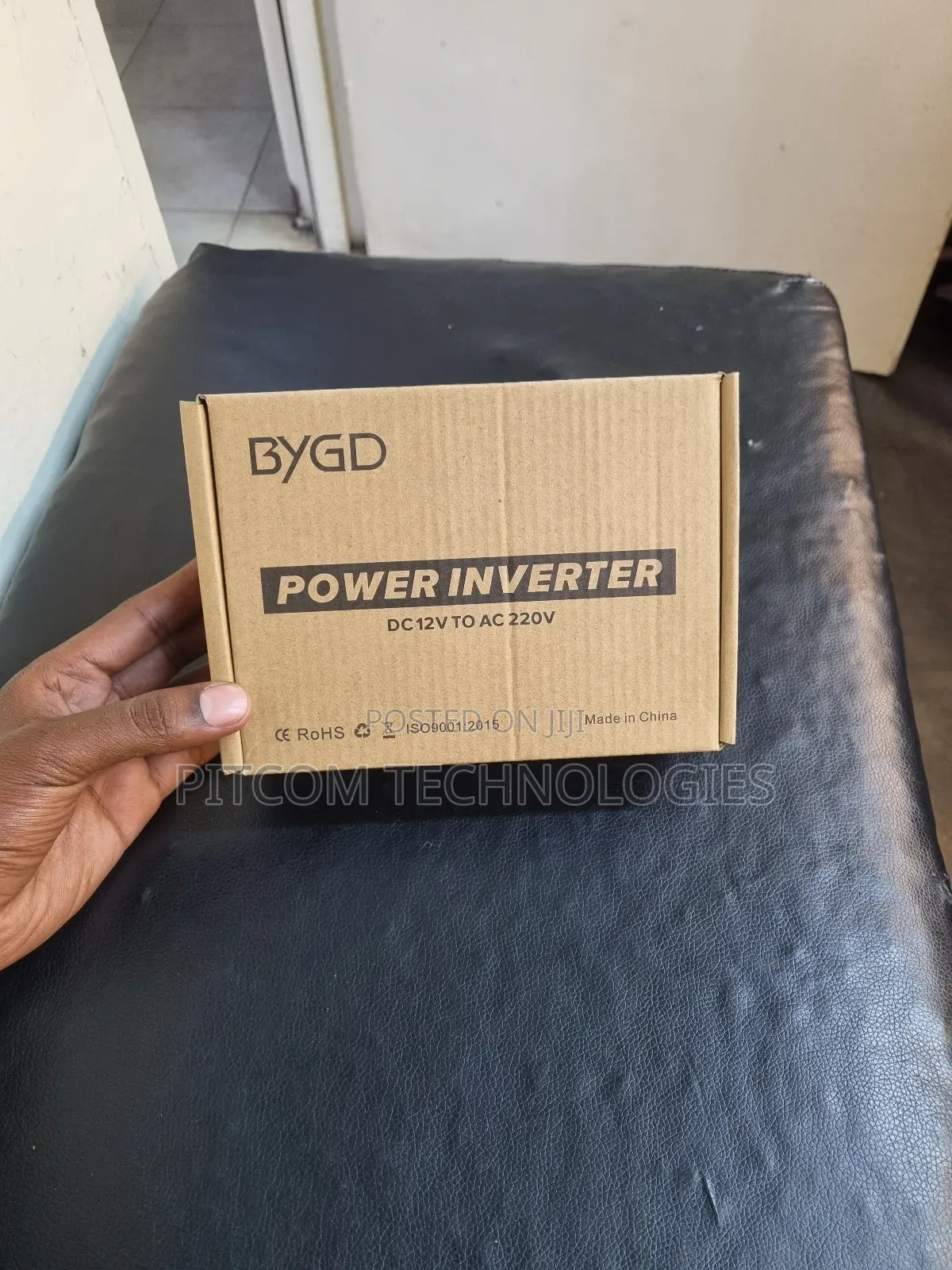 Power Inverter Dc 12v to Ac 220v to 300 W