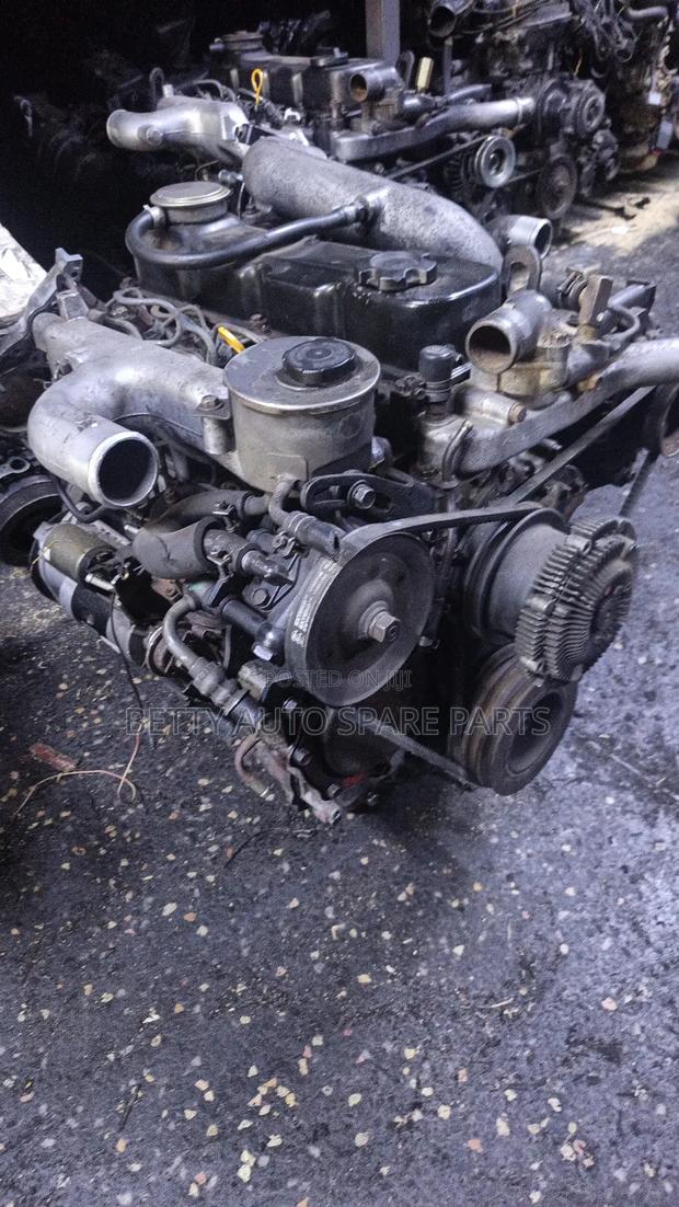 Qd32 Complete Engine Turbo Yd25 - thumbnail 2