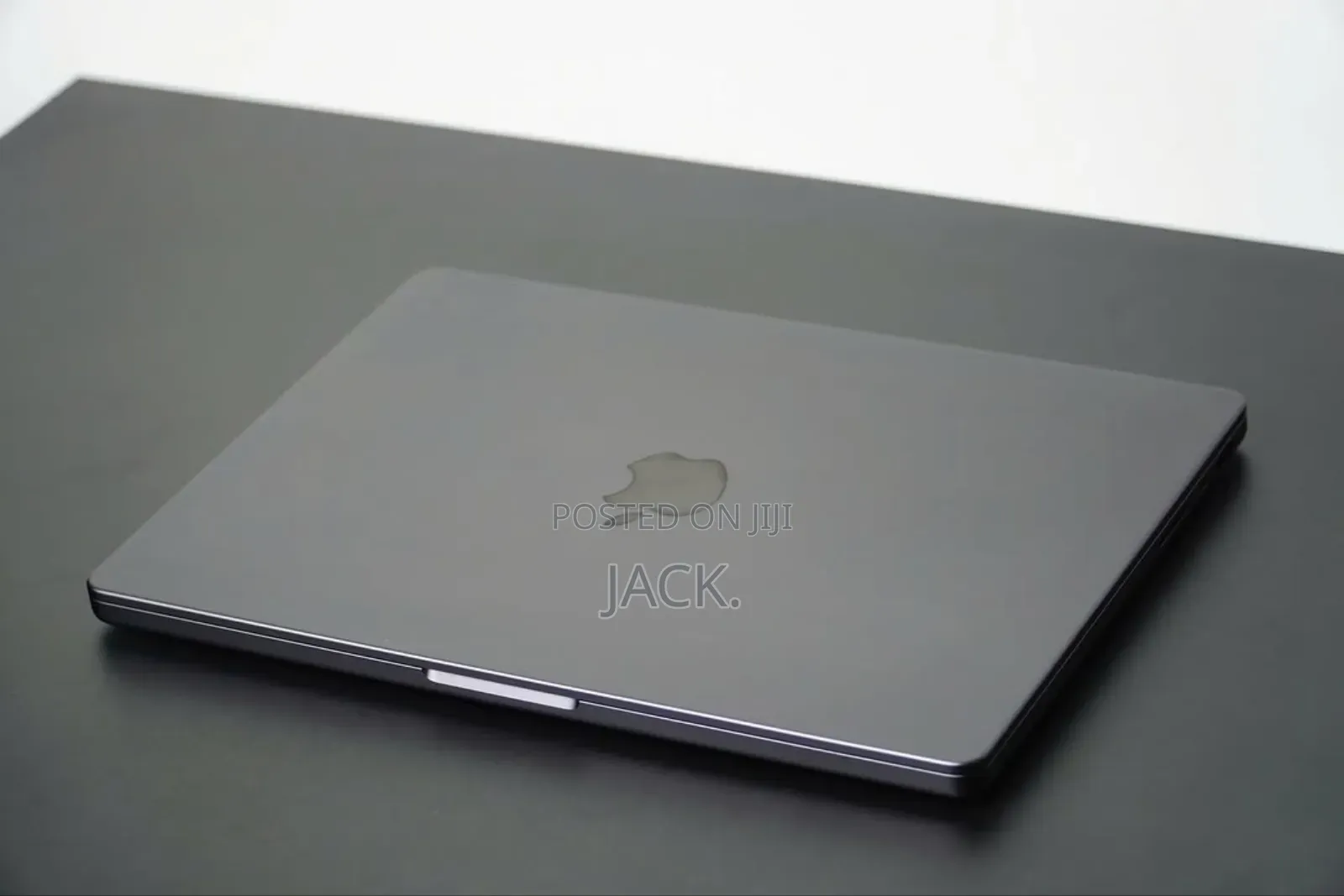 Laptop Apple MacBook Pro 2024 M4 16GB Apple M4 SSD 512GB