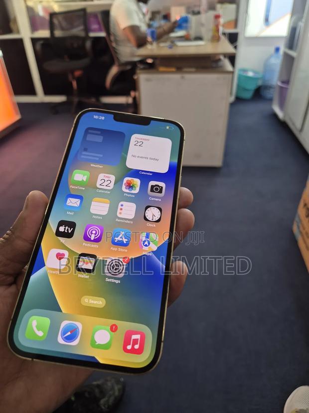 Apple iPhone 13 Pro Max 128 GB Gold - thumbnail 5