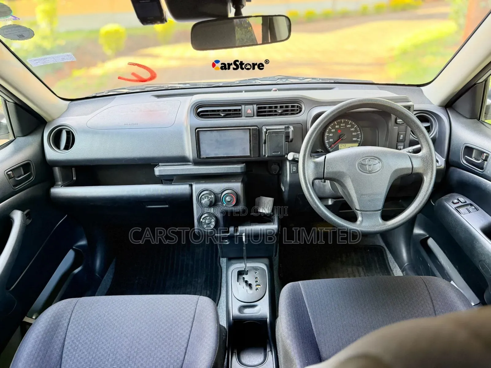 Toyota Probox 1.5 DX 2WD 2018 Silver