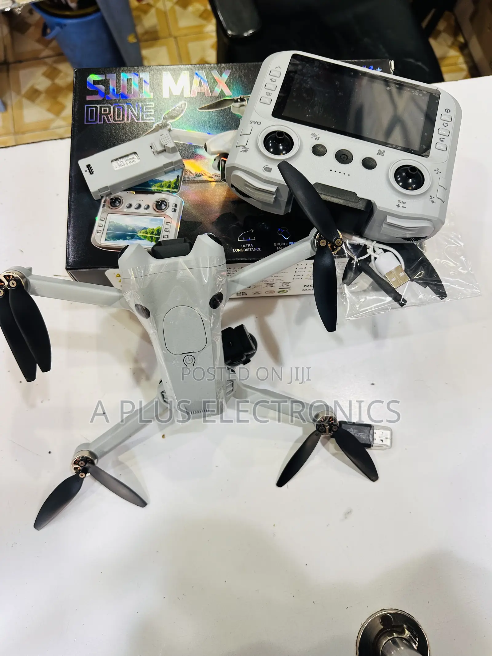 S101 Drone Double Camera With Screen – Stable Flight Hd Video Drone