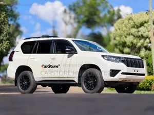 Toyota Land Cruiser Prado 2.8 2021 White
