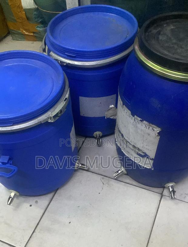 Pig Drinker Systems Ready Made With 4 Nipple Drinkers on 40 Litre Drum - thumbnail 3