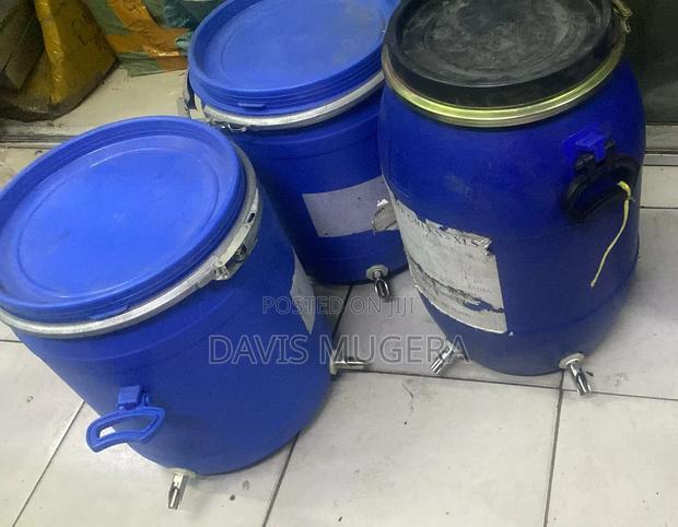 Pig Drinker Systems Ready Made With 4 Nipple Drinkers on 40 Litre Drum - thumbnail 4