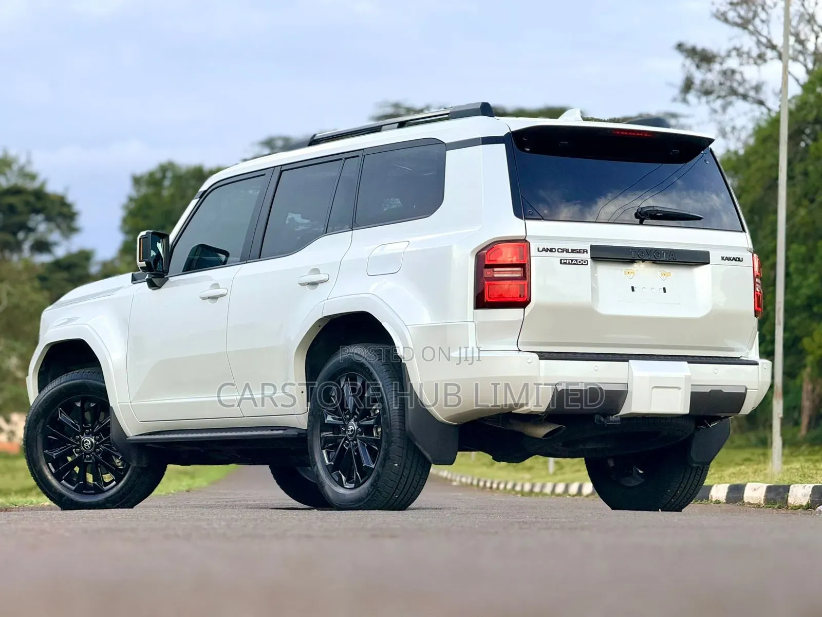 Toyota Land Cruiser Prado 2.8 2025 White
