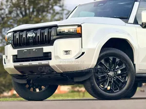 Toyota Land Cruiser Prado 2.8 2025 White