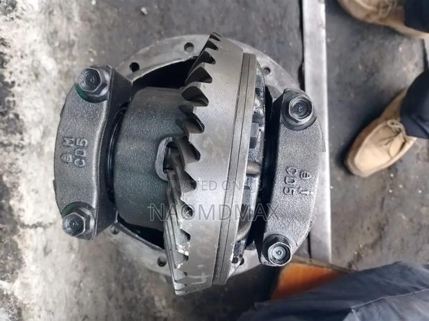 Diff Centre Isuzu Dmax - thumbnail 3