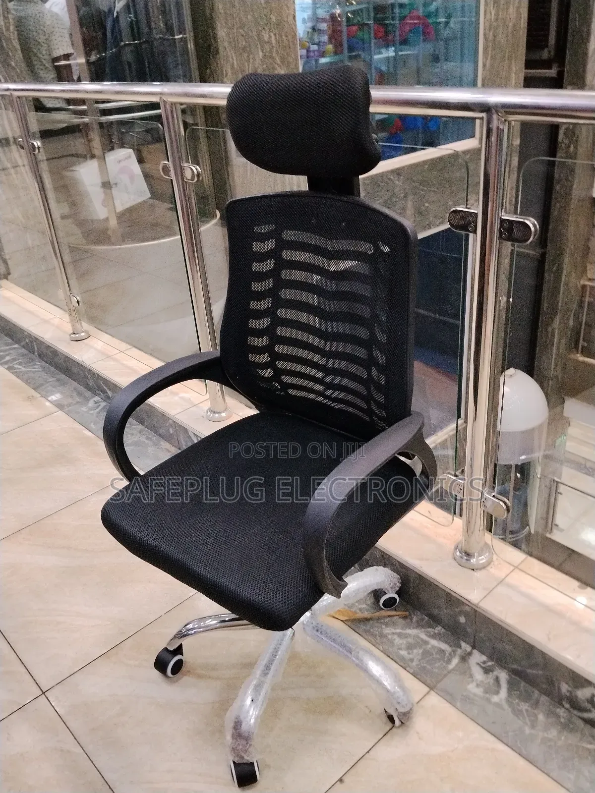 Office Essential: Secretarial Mesh Chair