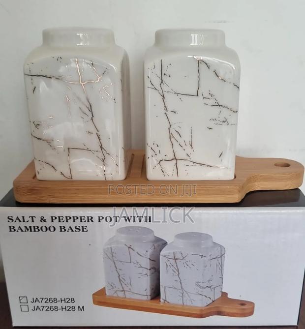 Salt Pepper Pot With Bamboo Base – Kitchen Spice Shaker Set - Pm - thumbnail 5