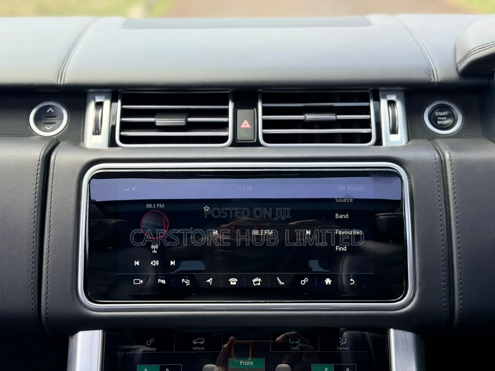 Land Rover Range Rover Vogue 2018 Black