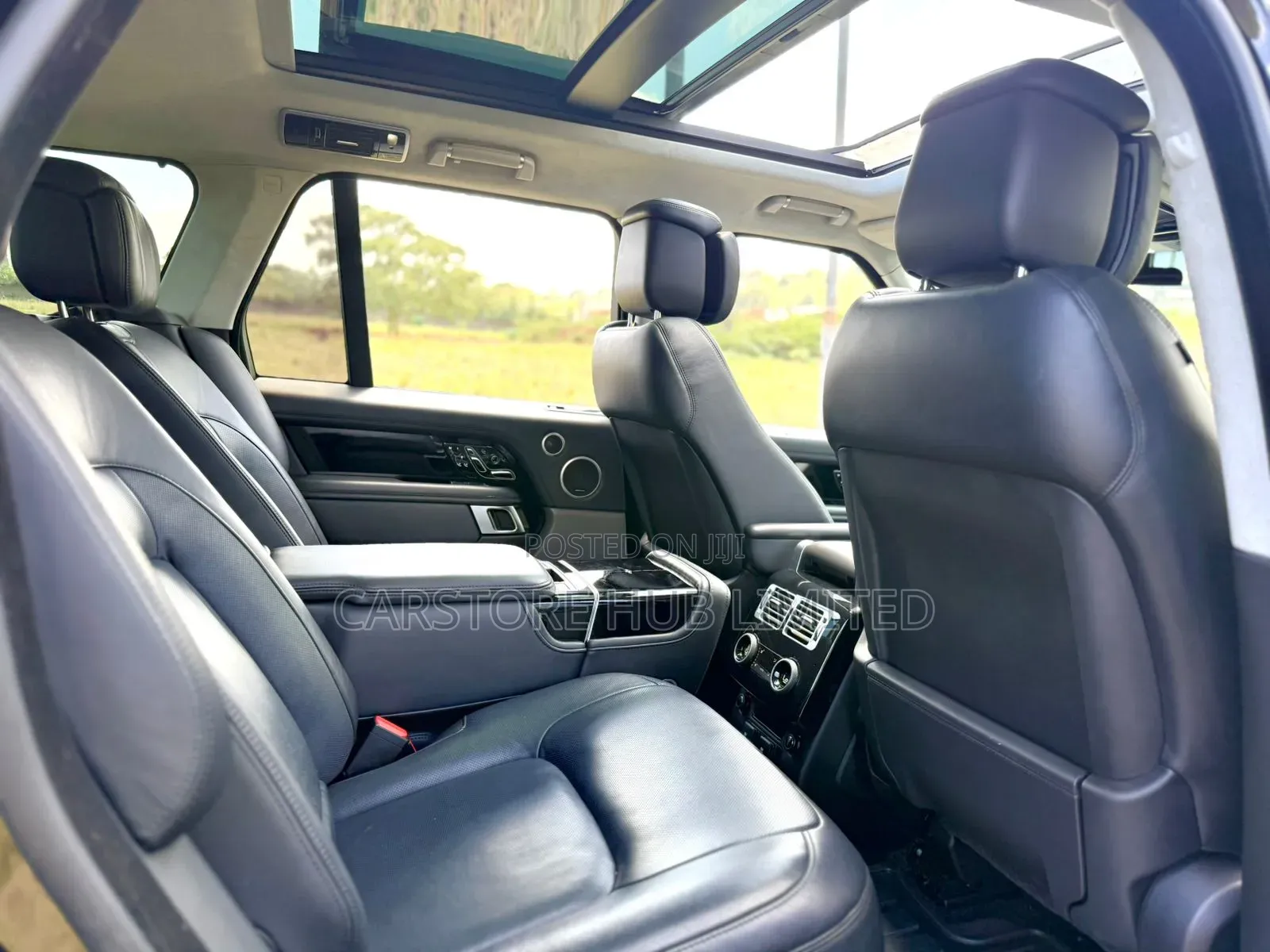 Land Rover Range Rover Vogue 2018 Black