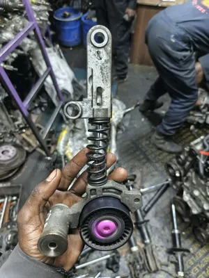 Tensioner  For 2zr  Premio,Allion,Aqua,Auris
