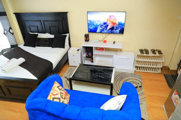 Sunny Studio Retreat in Kamakis – Explore Nairobi With Ease - main view