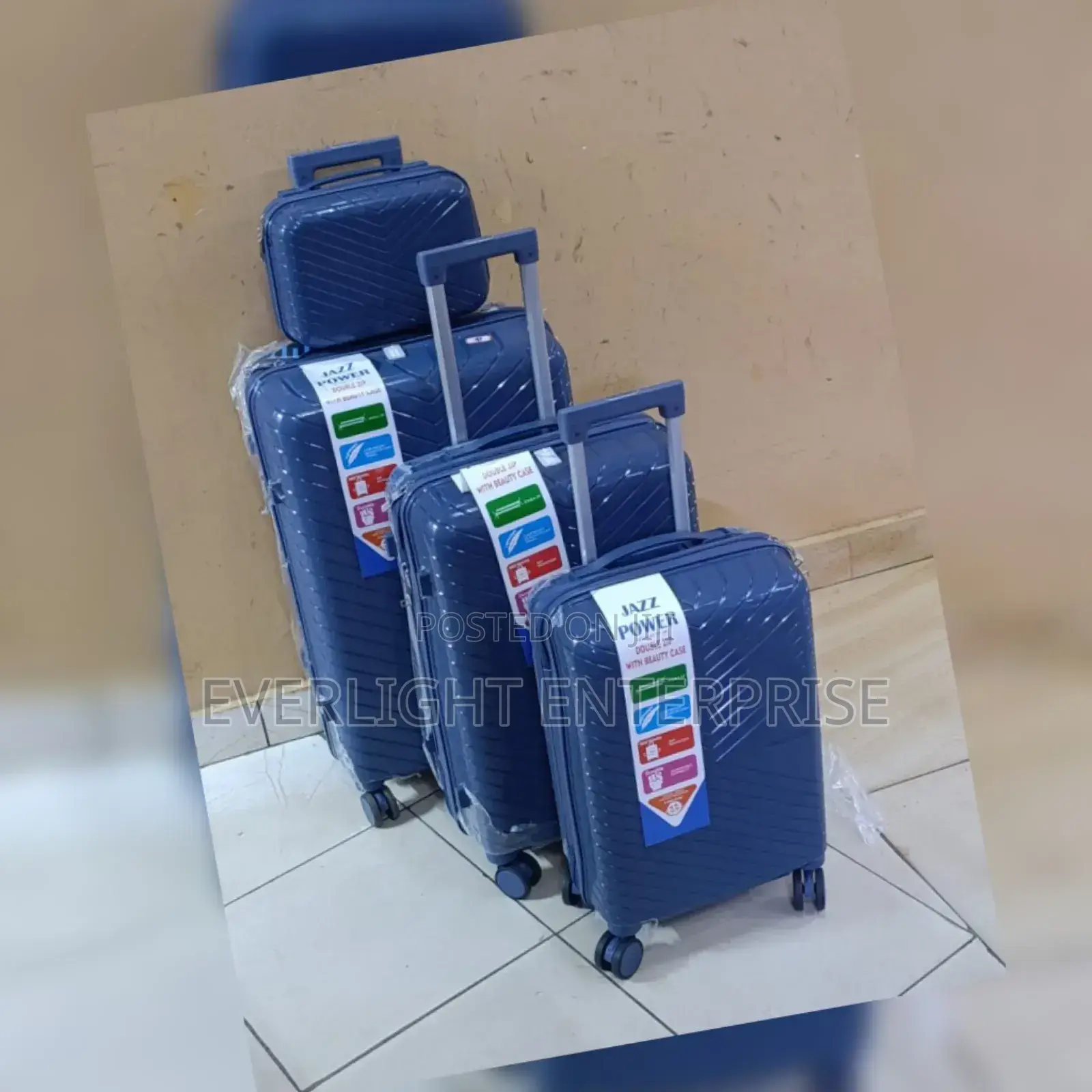 4 in 1 Luxurious Unbreakable Suitcase