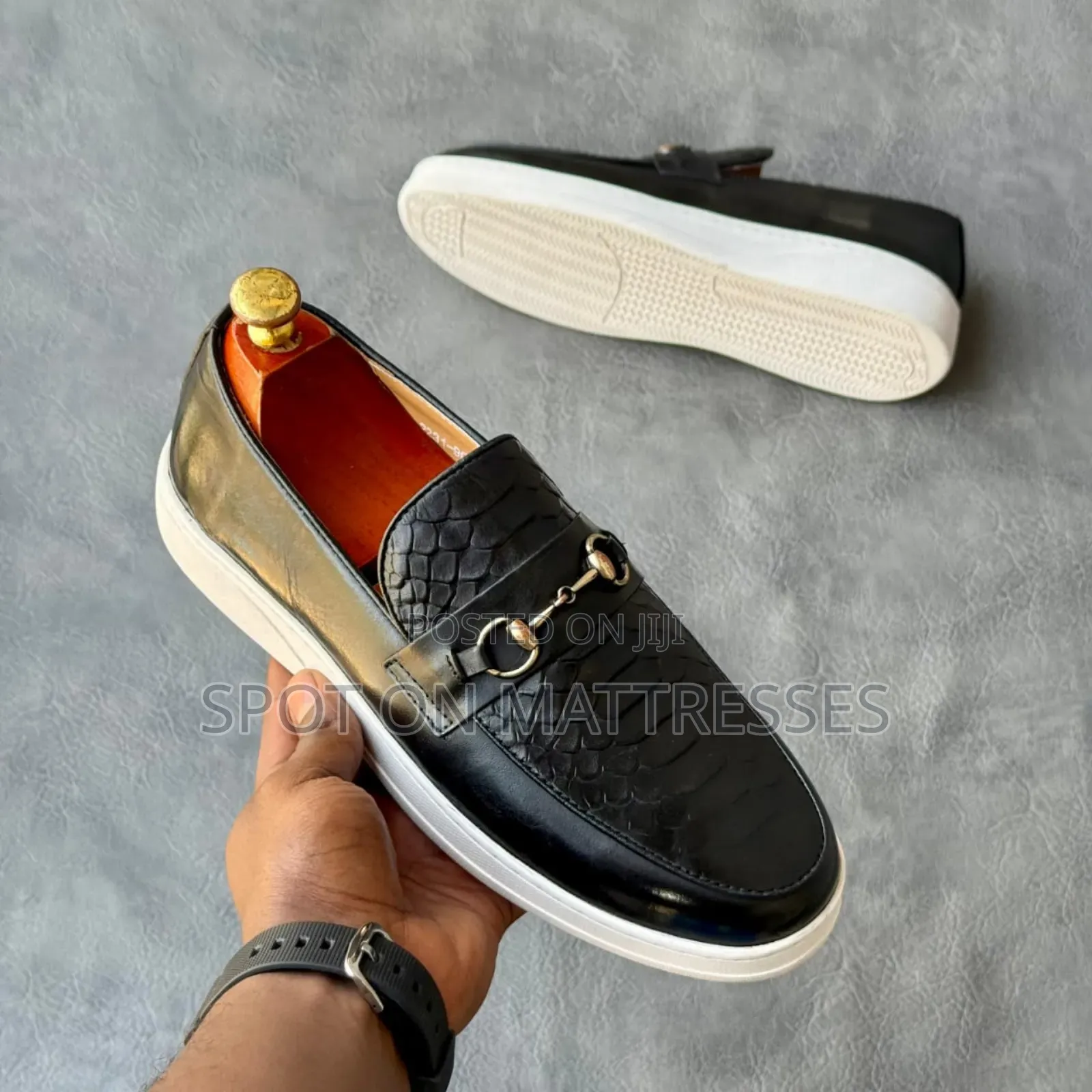 Fashion Men's Shoes Available In Sizes 39-45.