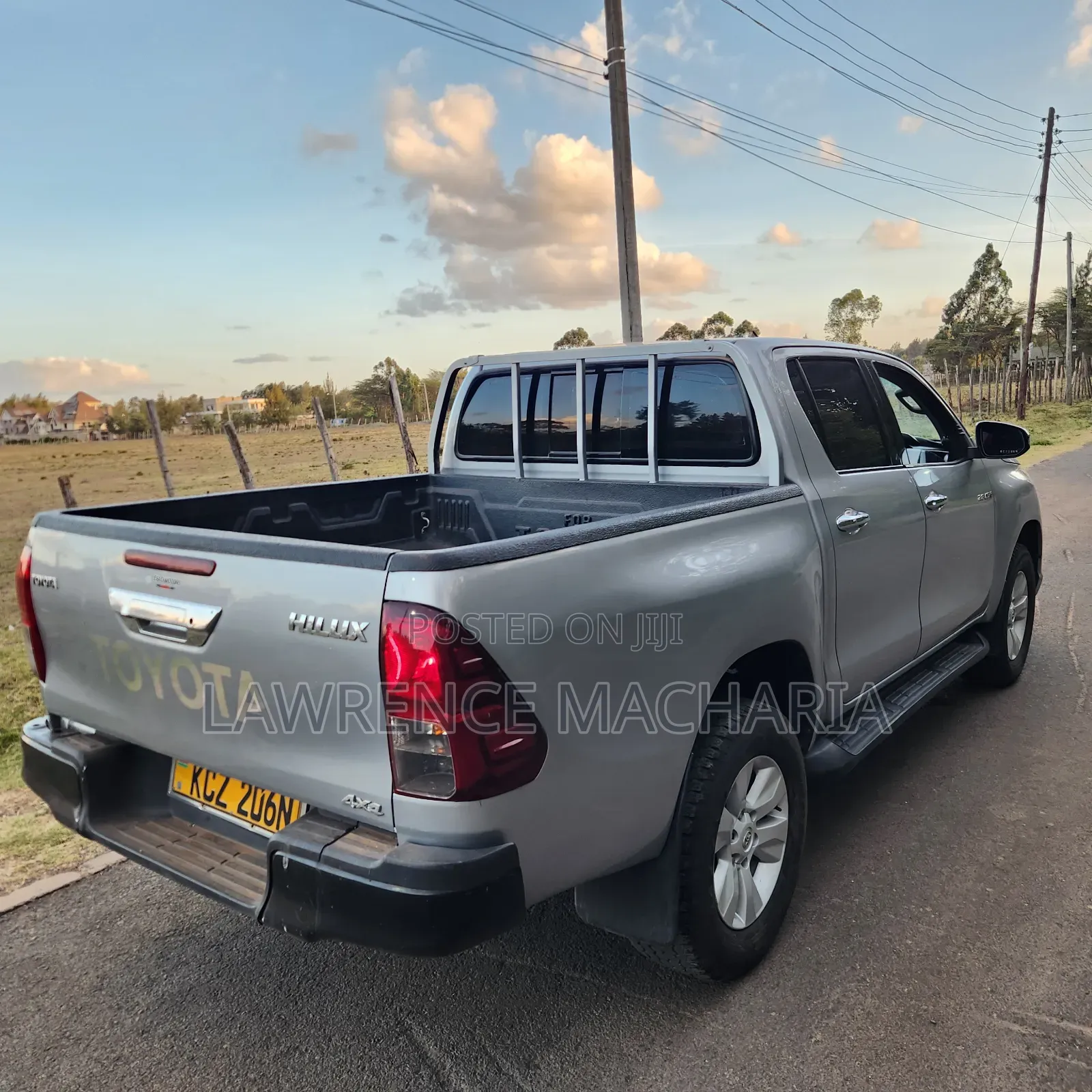 Toyota Hilux 2019 Silver