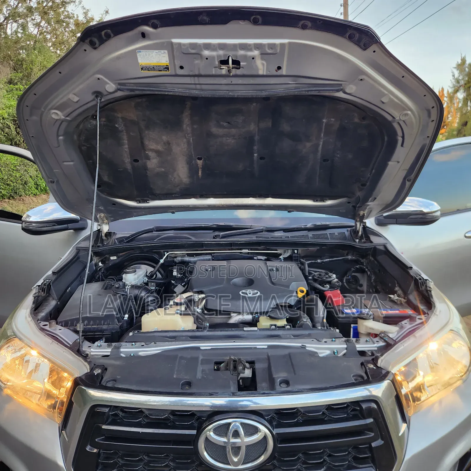 Toyota Hilux 2019 Silver