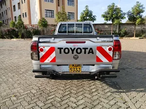 Toyota Hilux Revo Single Cab Deisel 2.4 RWD 2016 Silver
