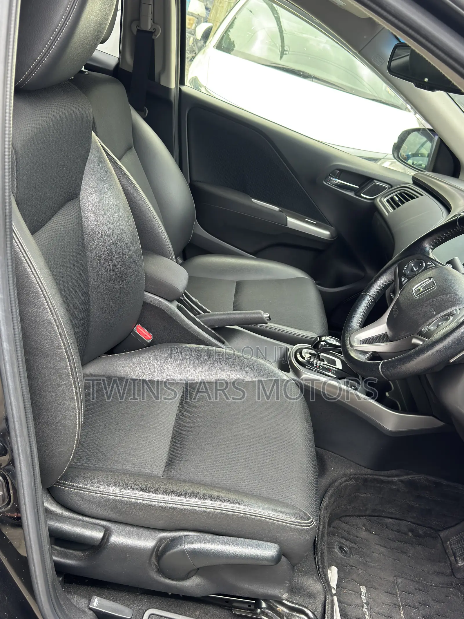 Honda Grace 1.5 Hybrid AWD 2020 Black