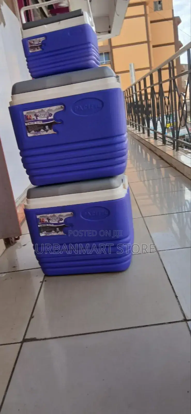Pacific Cooler Box 4.5 Litres | Compact Portable Ice Cooler