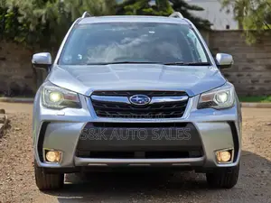 Subaru Forester 2019 Silver