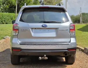 Subaru Forester 2019 Silver