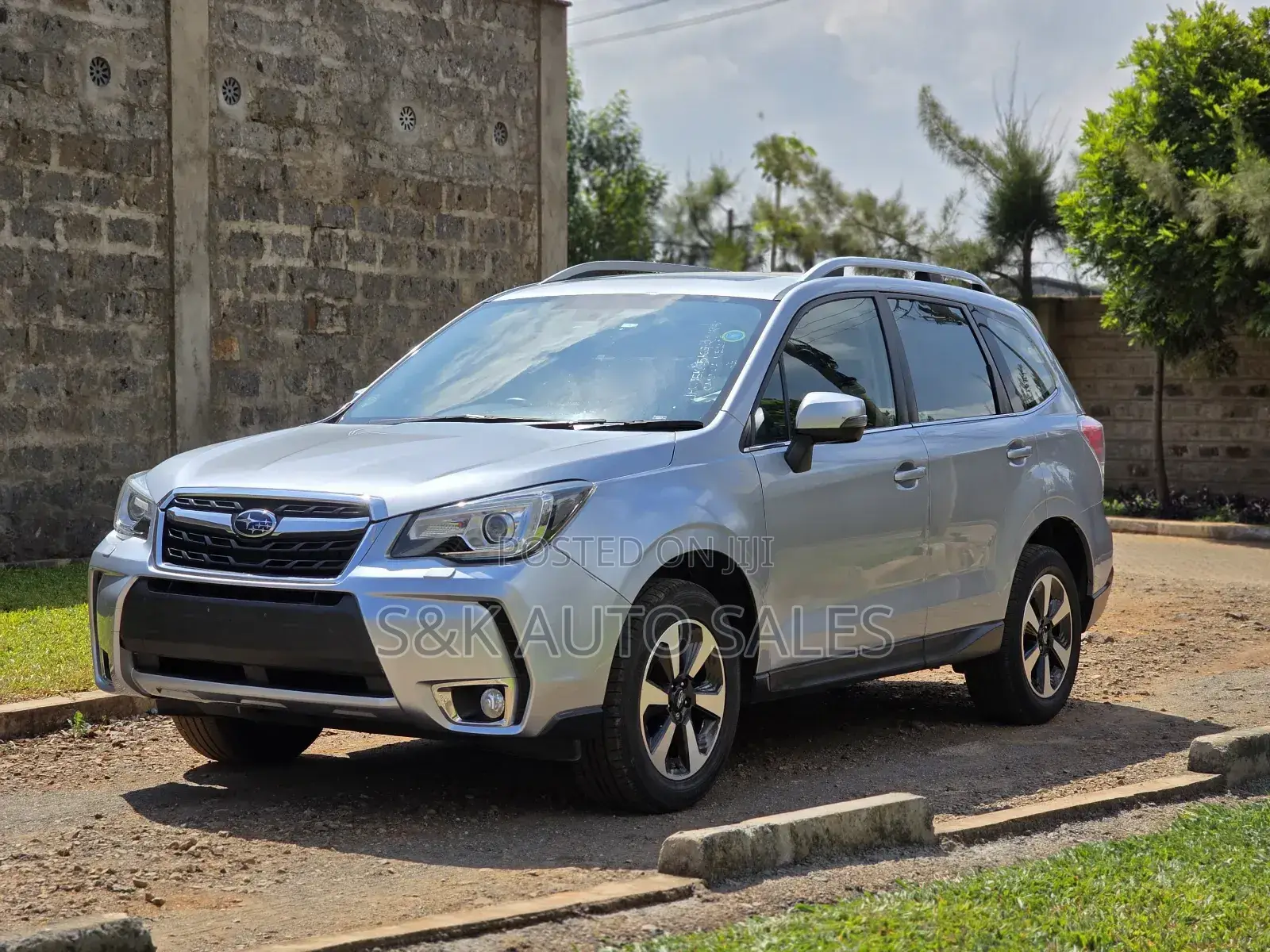 Subaru Forester 2019 Silver