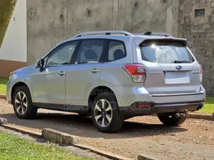 Subaru Forester 2019 Silver