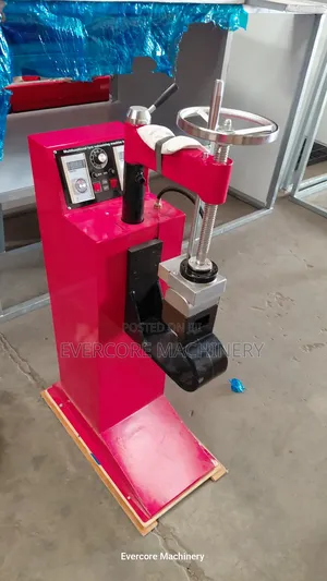 Heavy Dut Big Lorry Tyre Vulcanizing Machine Fully Stable.