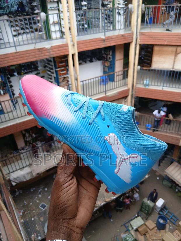 Future 8 Puma Ultimate Mg Soccer Boots - main view